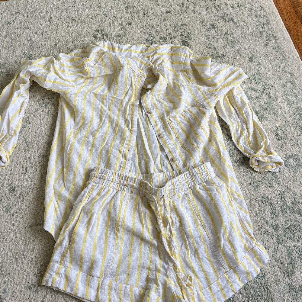 Striped Yellow and White Set!! Great for Cover up!!!